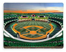 Load image into Gallery viewer, Oakland Coliseum 1989 - Blanket
