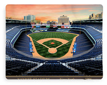 Load image into Gallery viewer, Yankee Stadium 1996 - Blanket
