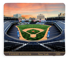 Load image into Gallery viewer, Yankee Stadium 1999 - Blanket
