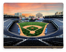 Load image into Gallery viewer, Yankee Stadium 1999 - Blanket
