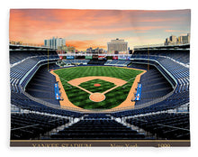 Load image into Gallery viewer, Yankee Stadium 1999 - Blanket
